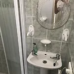 Brooklyn House Hotel 3*