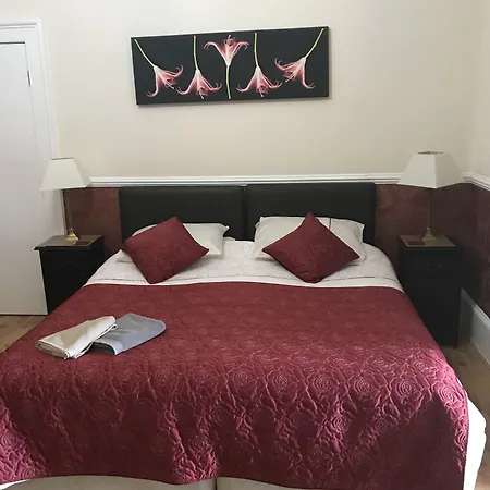 Hotel Brooklyn House 3*