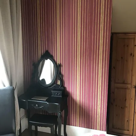 Brooklyn House ホテル カーライル